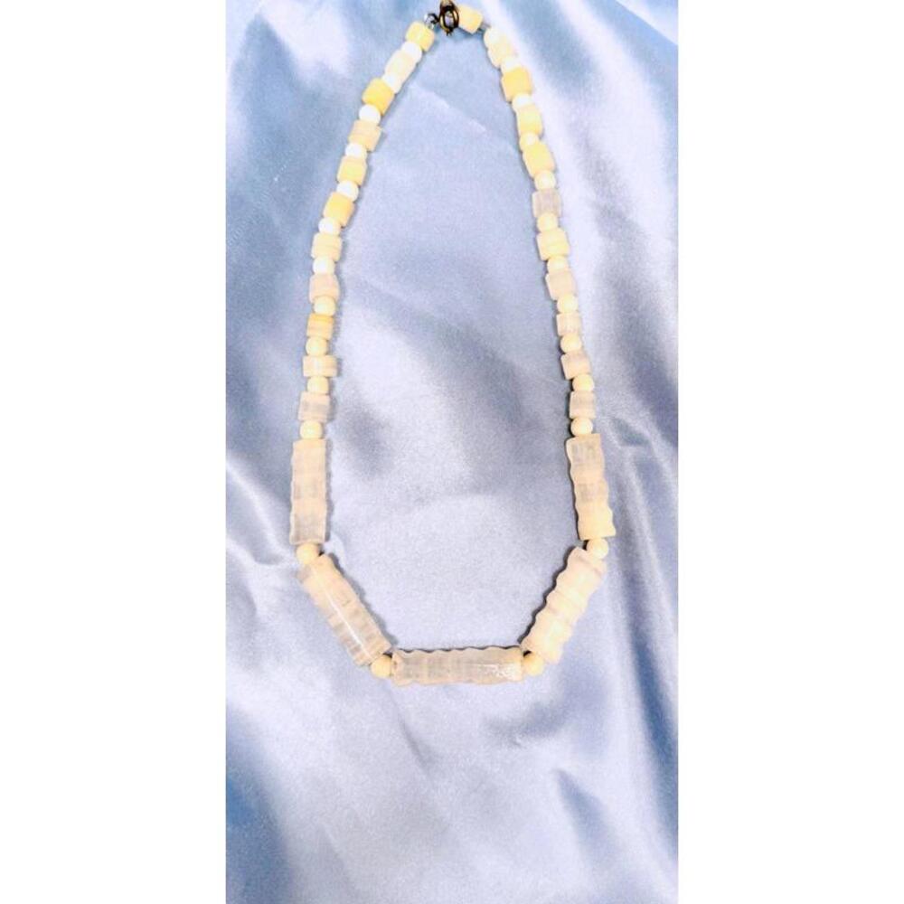 Vintage Unsigned Man / Woman Puka and Oyster Shell Necklace